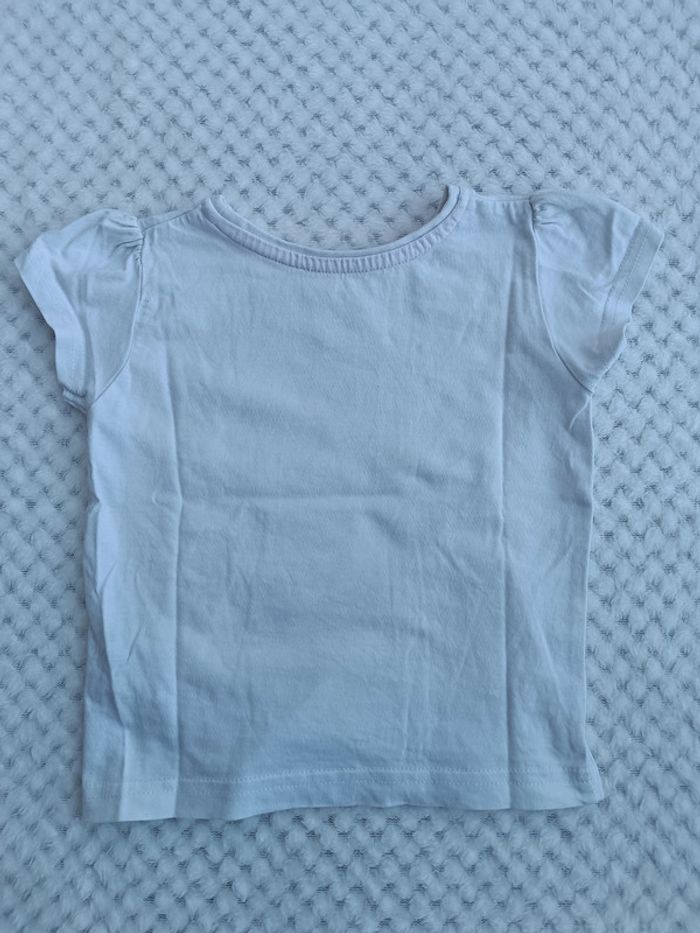 🔸 T-shirt Blanc Éléphant – Primark 12 Mois 🔸 - photo numéro 3