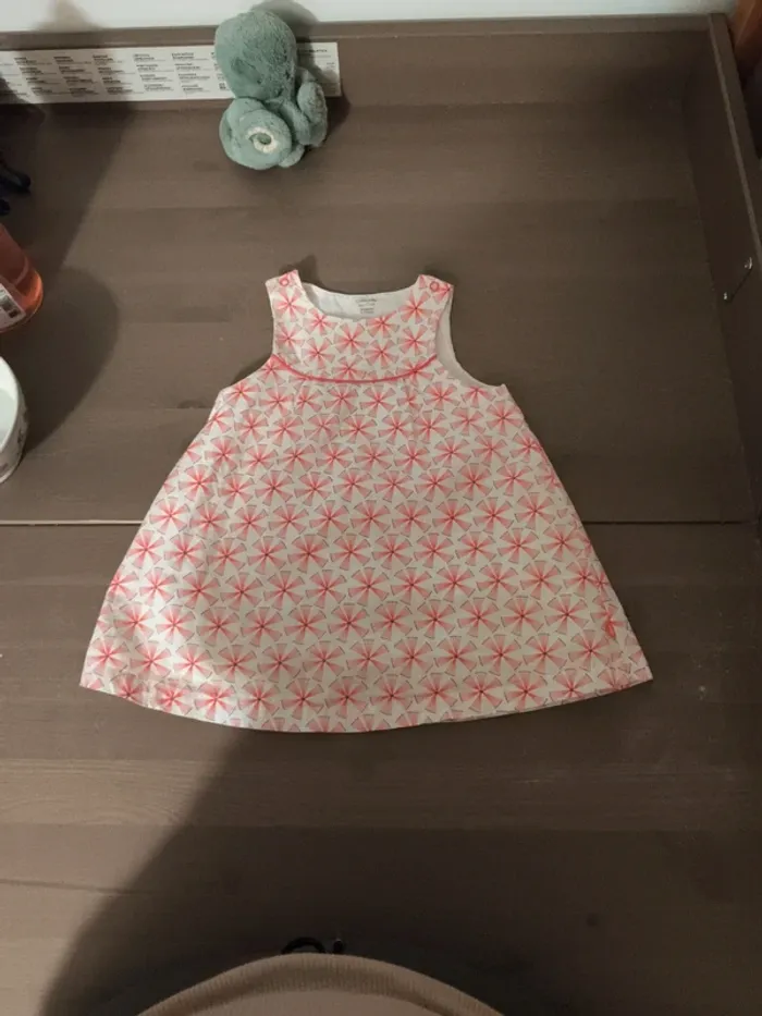 Robe sans manches Obaïbi 9 mois très bon état