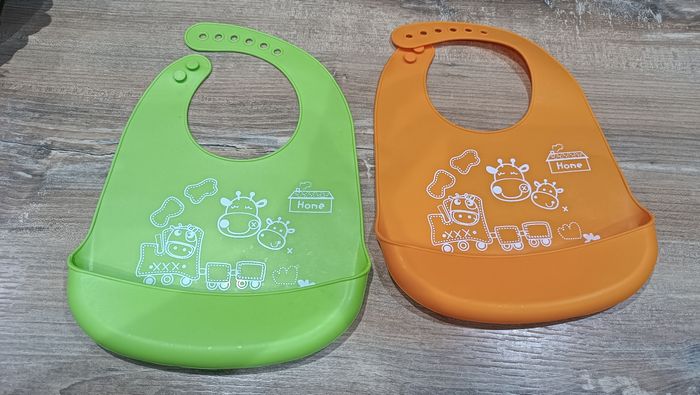Lot de 2 bavoirs récupérateur