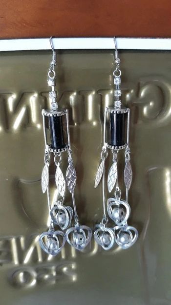 Lot boucle d'oreille très bon état