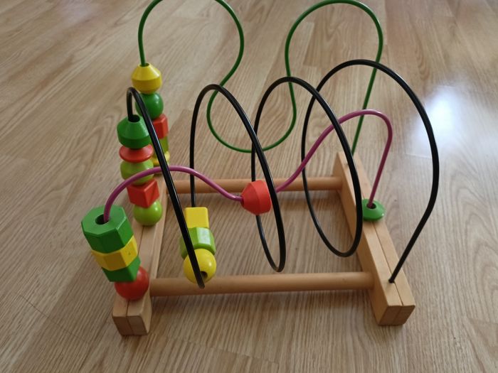 Grand parcours boules bois bébé