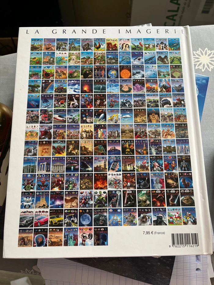 Livre sur les minéraux - photo numéro 2