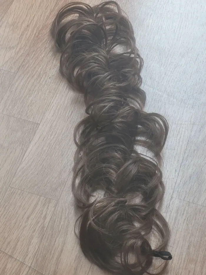 Extensions cheveux chignon marron chatain - photo numéro 2