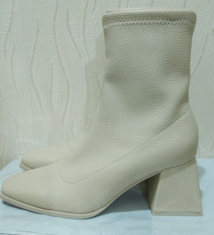 Bottine beige 38
