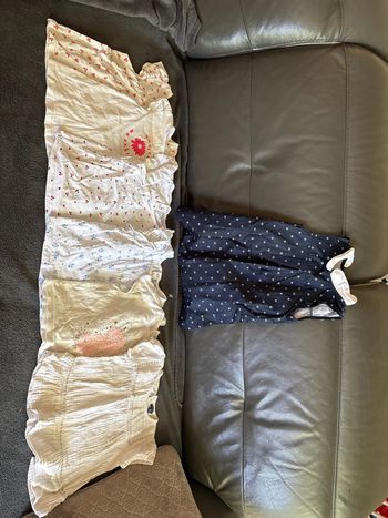 Lot de 7 vêtements Kiabi en 18 mois