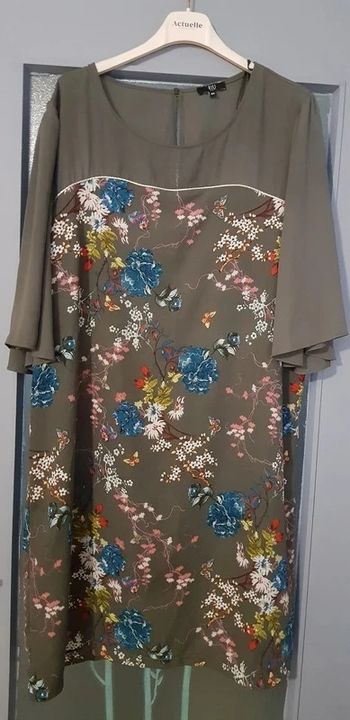 Ttes belle robe ete mi saison 48 etat neuf 