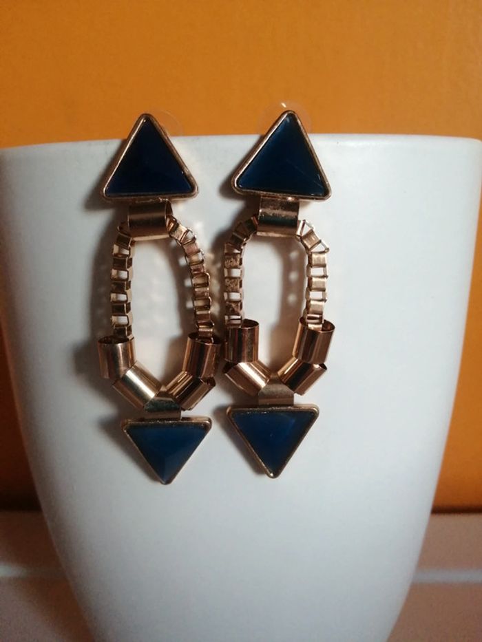 🌸Boucles d'oreilles dorées /noires maillons et triangles Neuves 🌸 - photo numéro 2