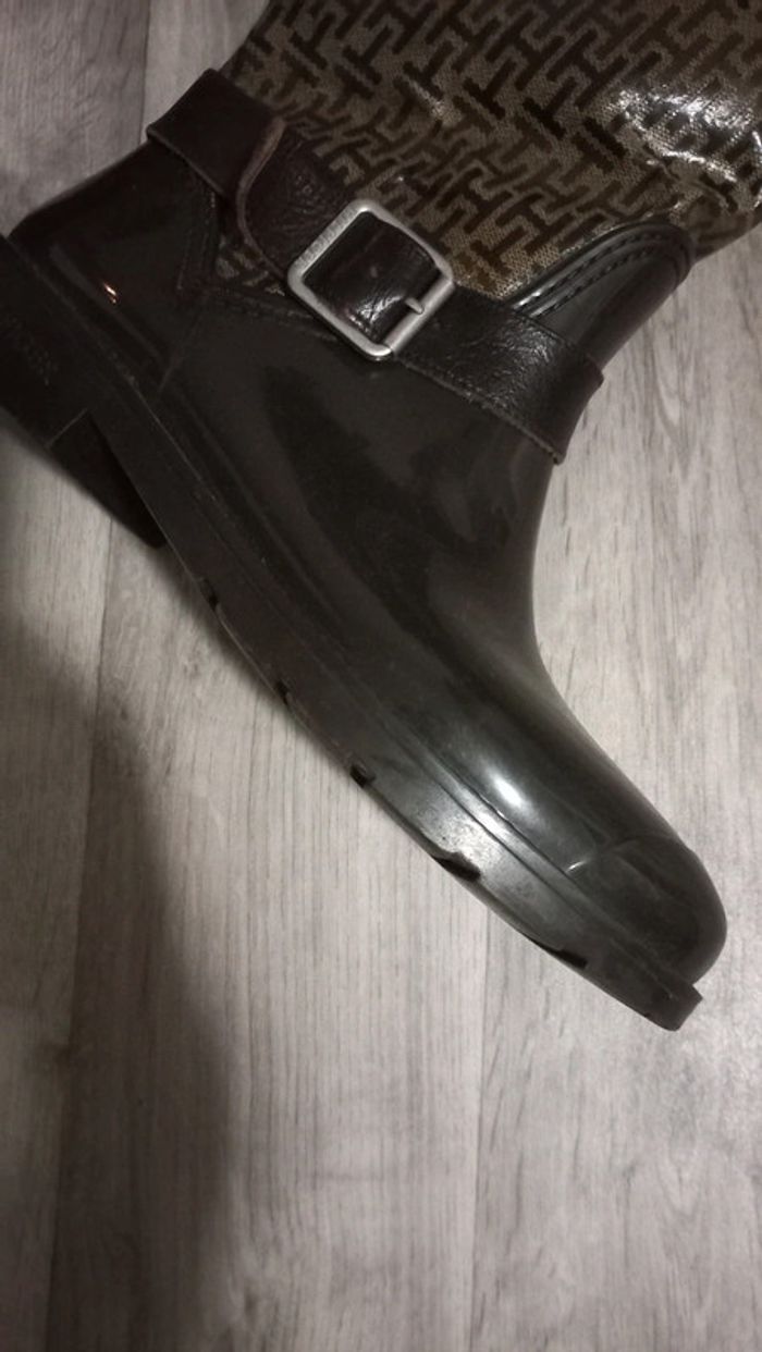 Superbes bottes Tommy Hilfiger taille 40 - photo numéro 2