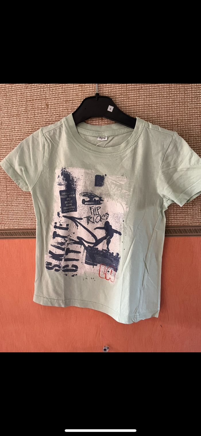 Tee-shirts