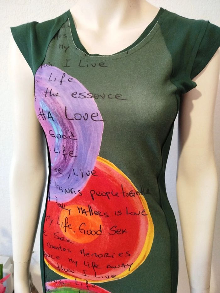 Robe verte Desigual coupe fourreaux printemps été - photo numéro 4