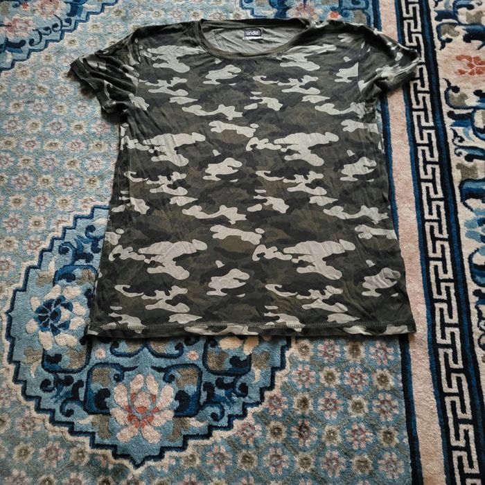 T shirt undiz - photo numéro 2