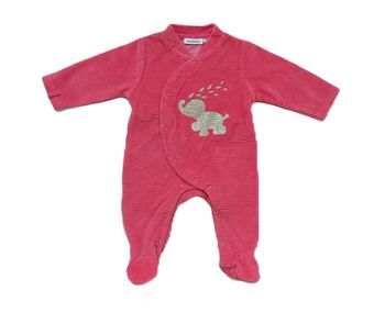 Dors bien. Pyjama. Grenouillere rose a manches longues. Elephant. Feuilles. Noukie's. Taille 1 mois.