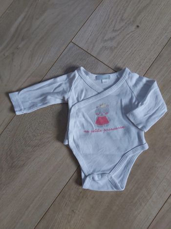 Bodie croisé fille 0 mois comme neuf (78)