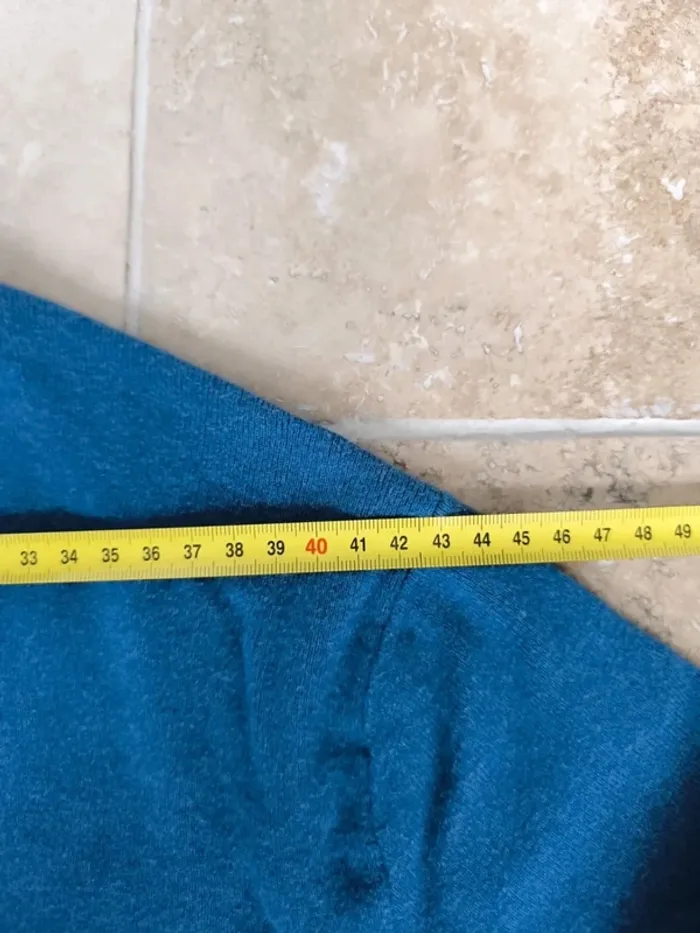 Pull col V bleu logo jaune Ralph Lauren M comme neuf - photo numéro 7