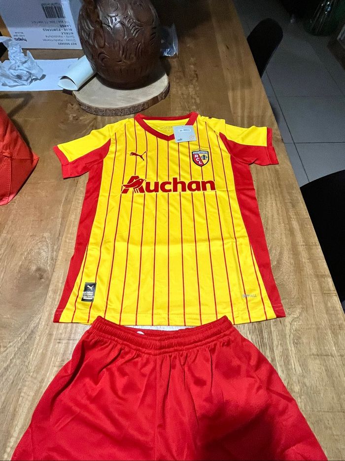 Ensemble du RC Lens  enfant - photo numéro 2