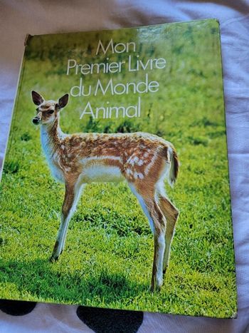 Mon premier livre du monde animal