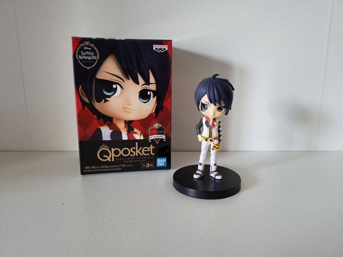 twisted wonderland Deuce Spade Figurine Qposket Ver C