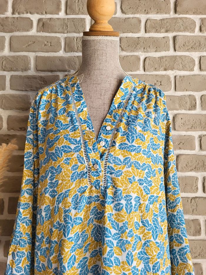 Blouse imprimée feuillage jaune moutarde et bleu clair - rétro champêtre - photo numéro 2