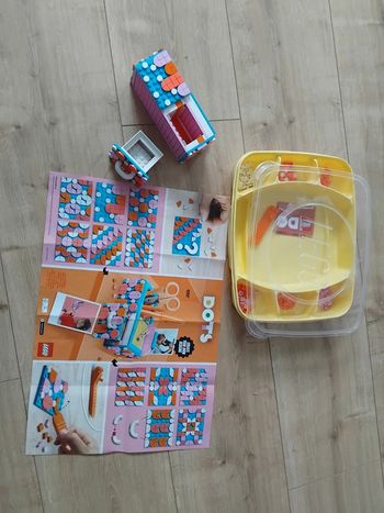 La boîte de rangement Lego Dots
