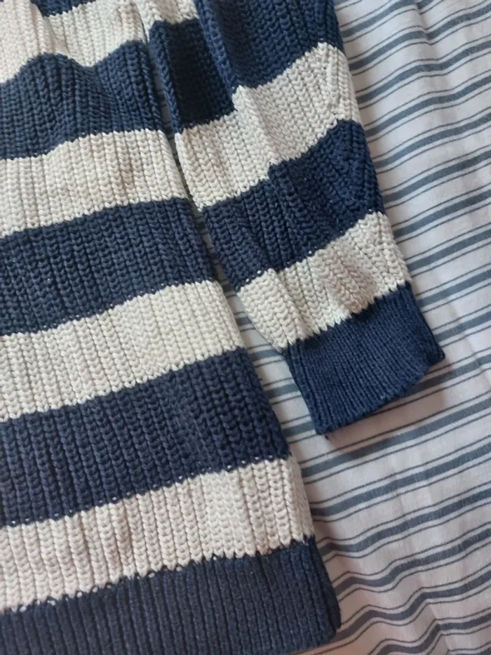 Pull en maille légère à capuche 100% coton - photo numéro 4