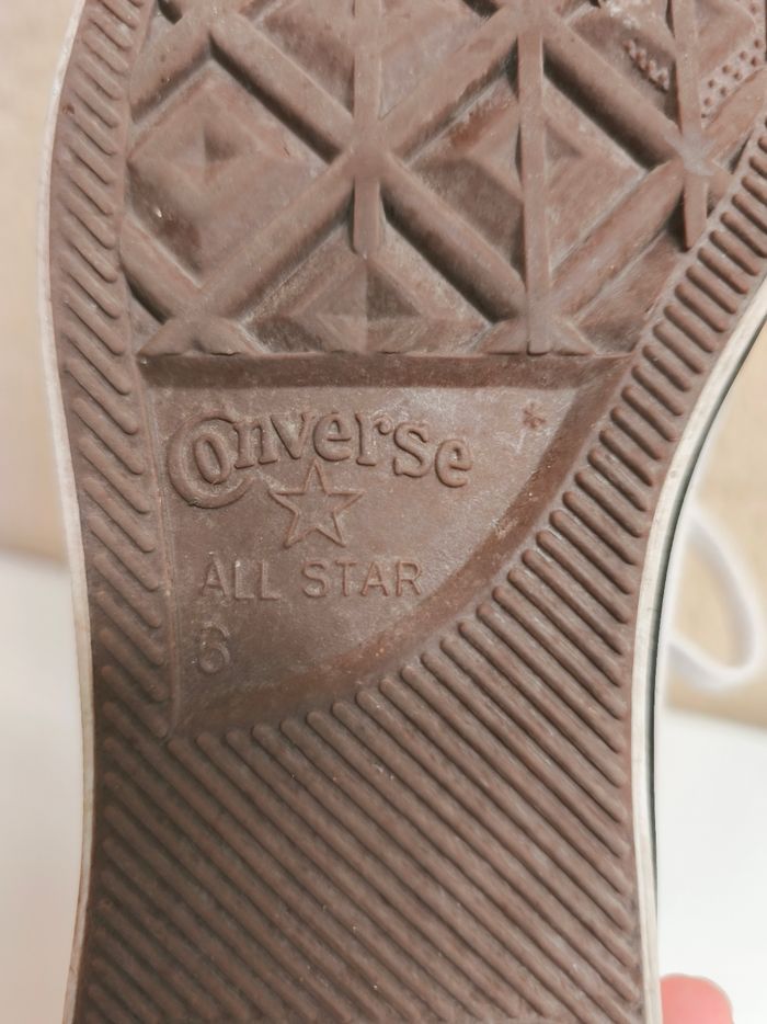 Converse - photo numéro 9