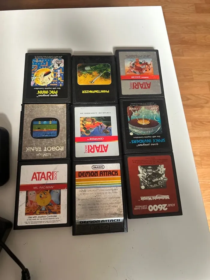 Jeux et mannette atari 2600