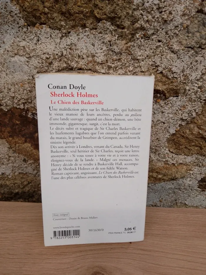Livre Le chien des Baskerville - photo numéro 2