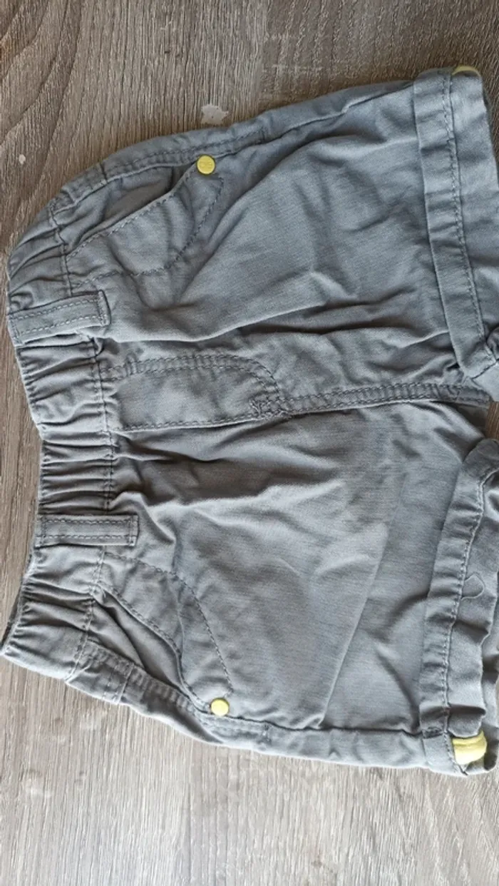 Shorts garçon 6 mois - photo numéro 3