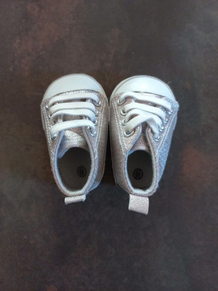 Chaussures bébé à paillettes rose/argenté - photo numéro 4