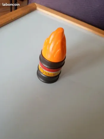 Baril en feu shell playmobil