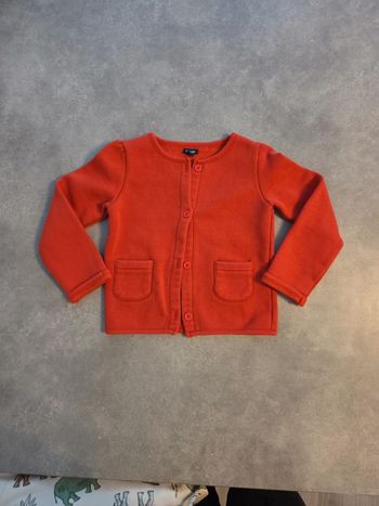 Cardigan gilet à bouton fille rouge T4ans TBE kiabi