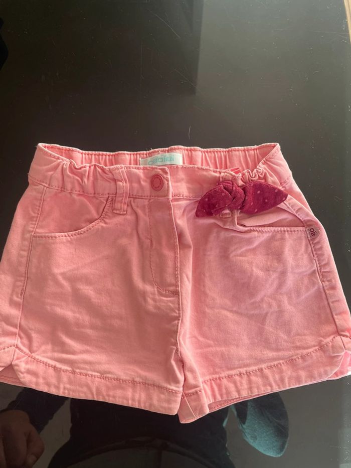 Short obaibi rose 23 mois 86 cl