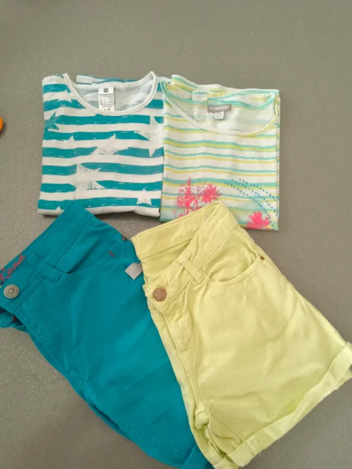 Lot t shirts et shorts