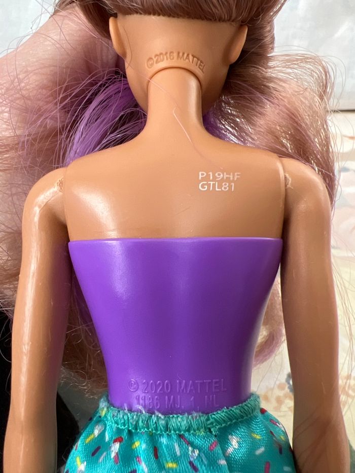 Poupée barbie - photo numéro 4