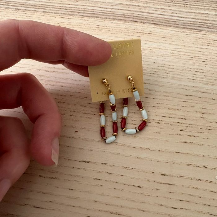 Boucles d’oreilles • rouge blanc & doré 🌿