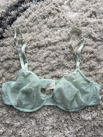 Soutien-gorge corbeille Miss Helen de Monoprix taille 90B couleur vert d’eau-menthe