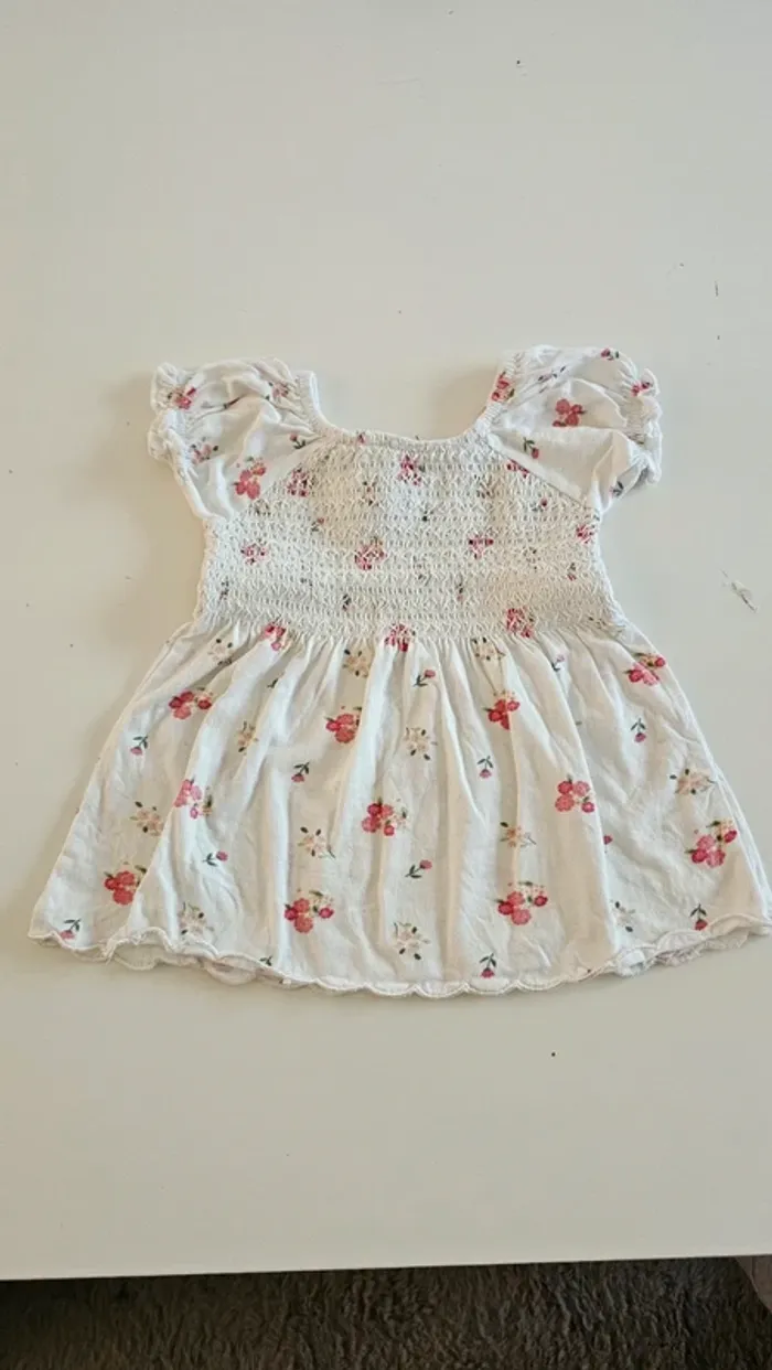 Petite robe blanche fleurie 6mois