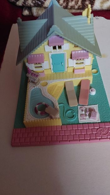 Polly pocket maison avec personnage originale