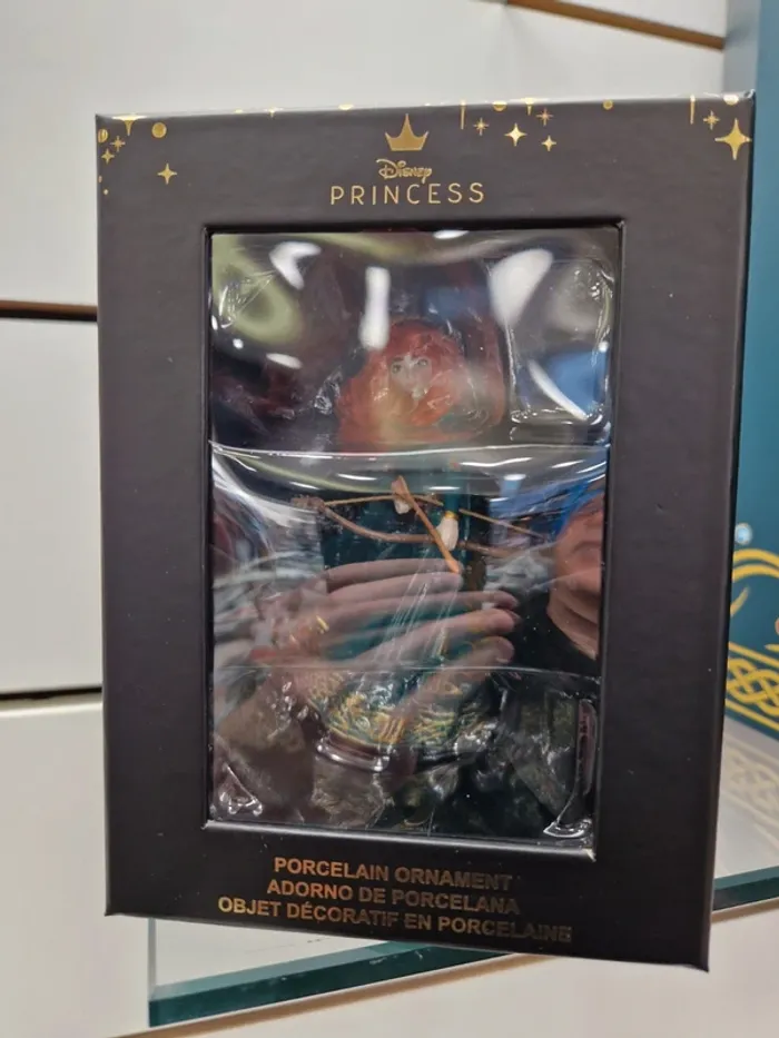B011- Merida Porcelain Ornament, Brave
