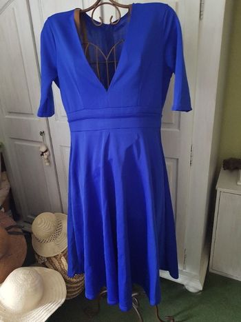 Robe femme bleu roy.  40/42. L117 cm