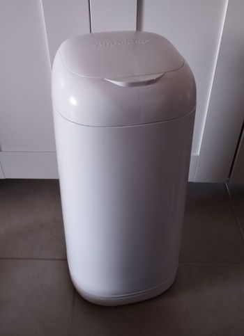 Poubelle À Couches Dress UP Angelcare Blanche