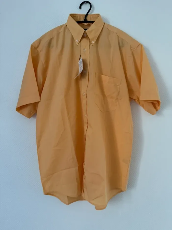 Chemise manche courte orange neuve taille M challenger