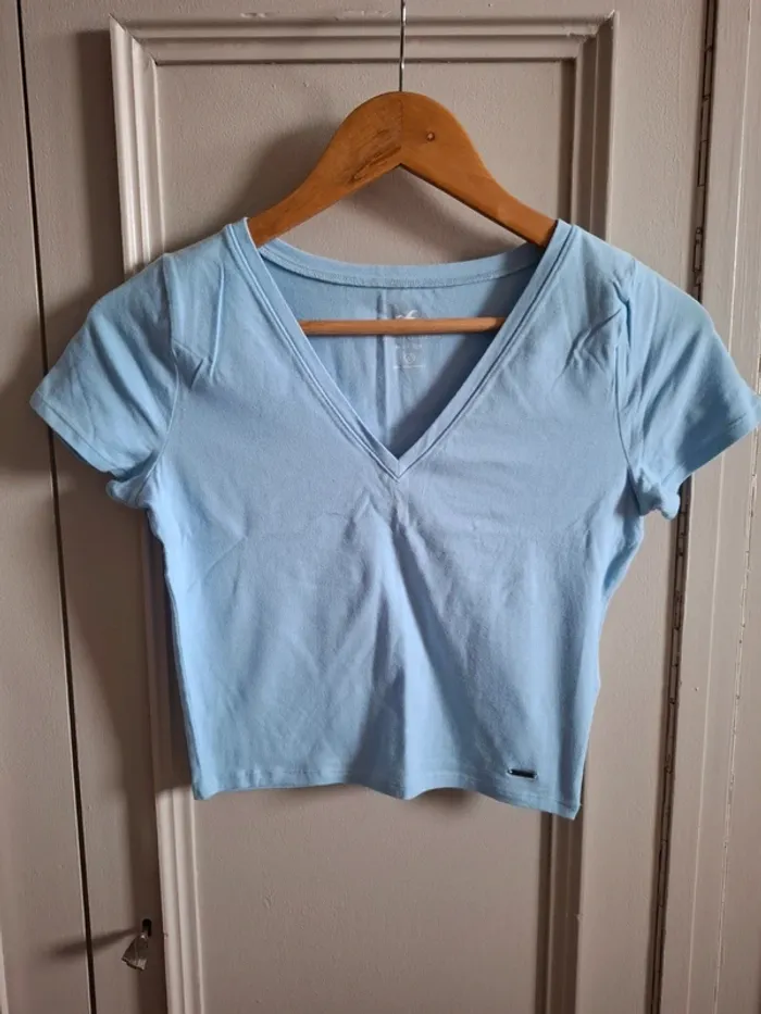 T-shirt court col V Hollister