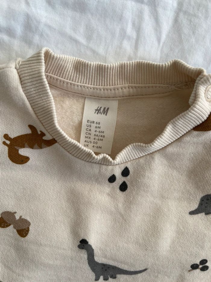 Sweat Neuf H&M 6 mois - photo numéro 2