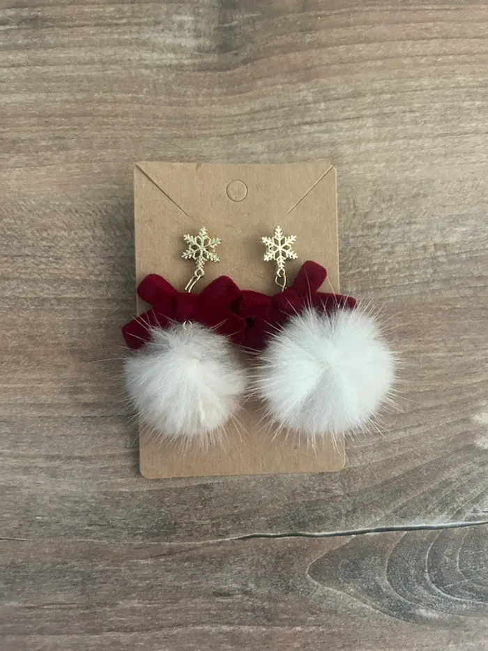 Jolie boucles d’oreilles pour Noël 🎅
