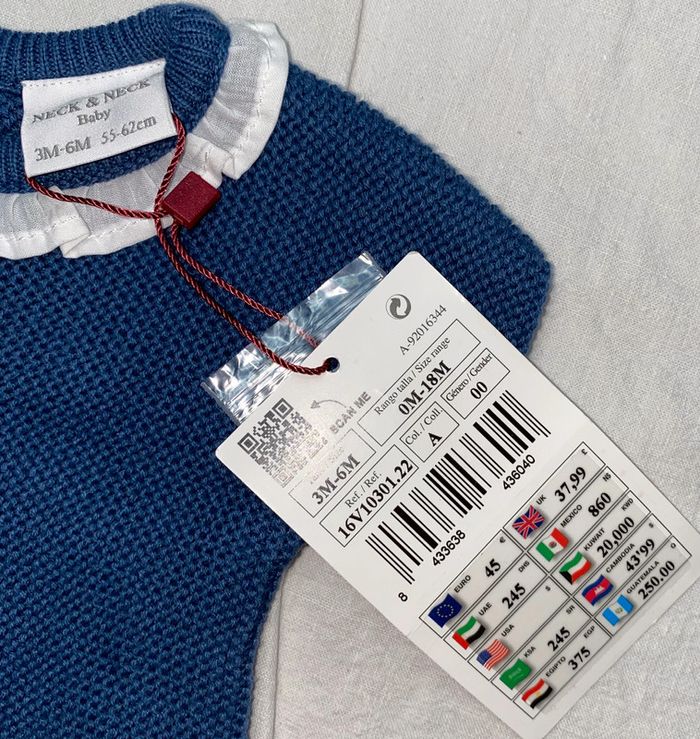 haut en maille Neck & Neck  6 mois neuf avec étiquette (45 euros) - photo numéro 2