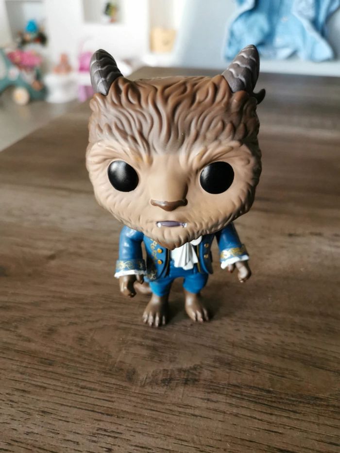 Funko pop live action disney la belle et la bête 243