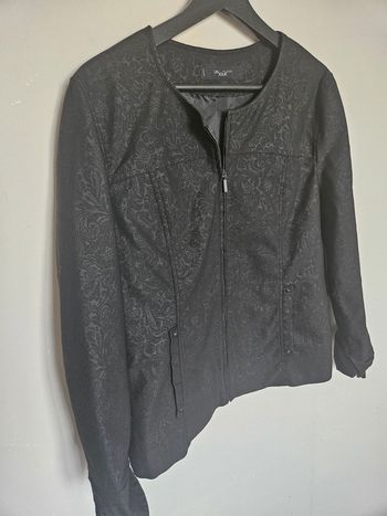 Veste Un jour ailleurs taille 2