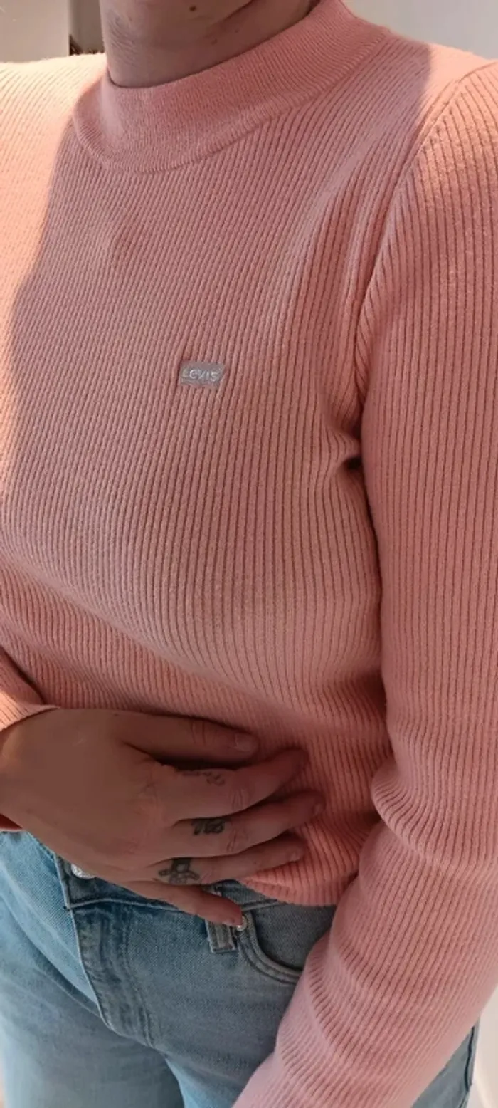 Pull rose Levi's - photo numéro 6