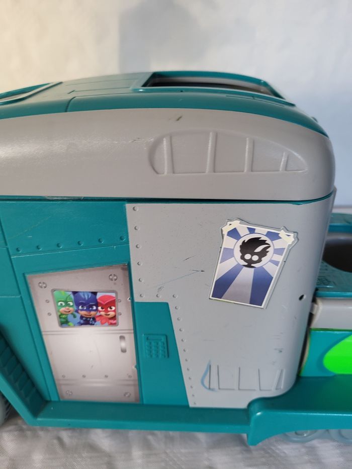 Quartier général de roméo + figurines - photo numéro 5